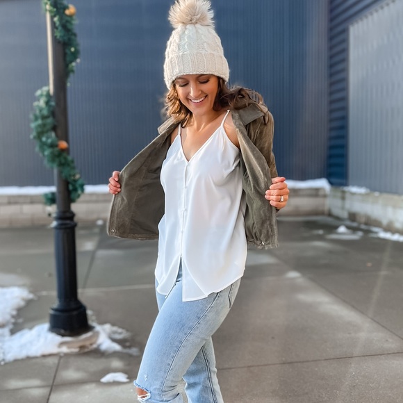 Button Down Cami Tank - Picture 3 of 4